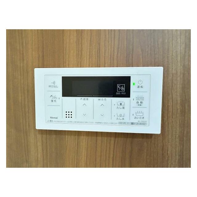 キッチン横収納スペース