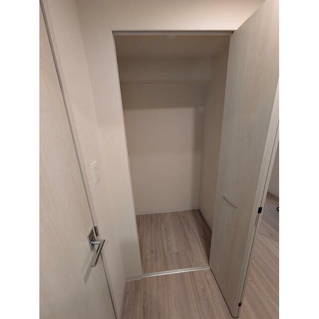 廊下収納※別部屋参考写真です。