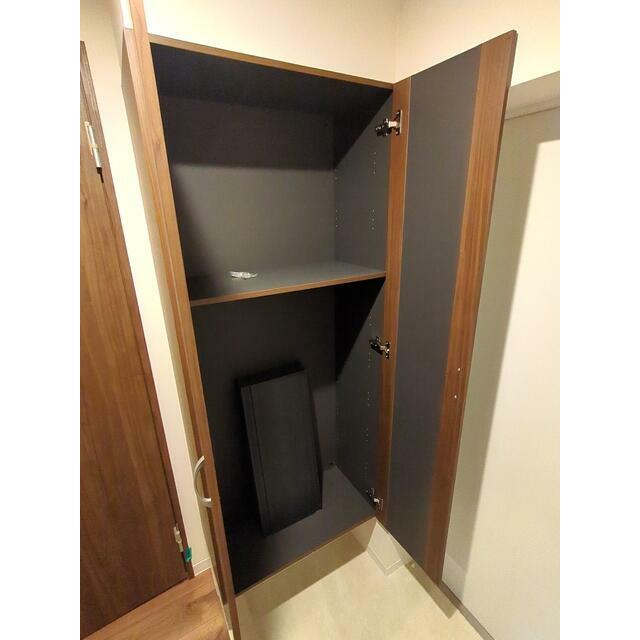 シューズボックス※別部屋参考写真です。