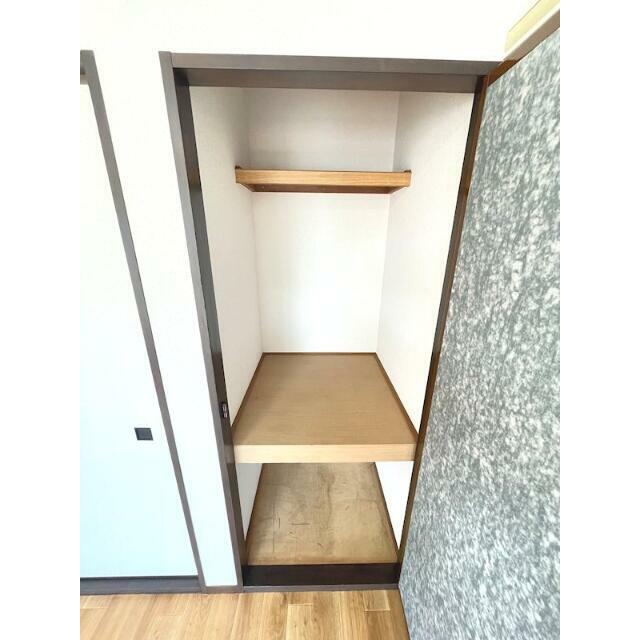 洋室収納