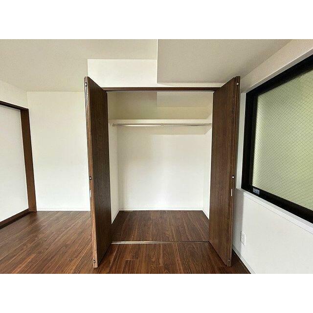 洋室約７．９帖収納
