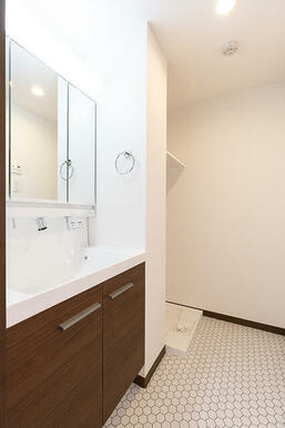 ※写真は同タイプ住戸です。