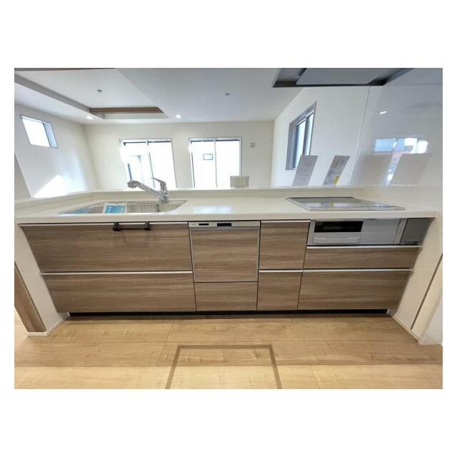 家族の顔が見えるカウンターキッチン！配膳や片付けも楽にできますね＾＾