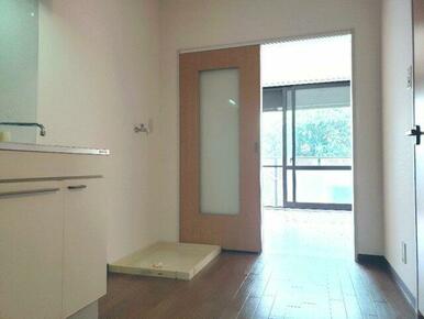 スペースが確保できる洗面所です