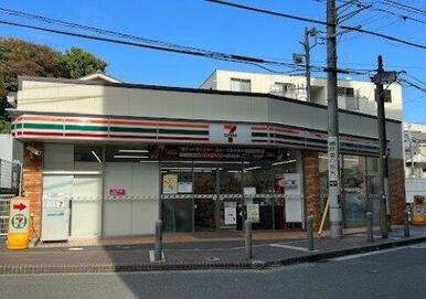 セブンイレブン 横浜南軽井沢店