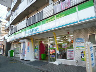 ファミリーマート 横浜宿町店