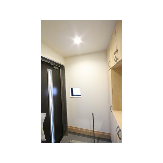 玄関収納あります