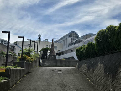 逗子市沼間中学校