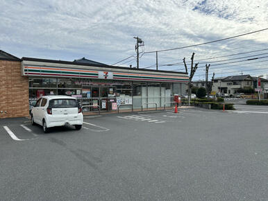 セブンイレブン鶴ヶ島川鶴店