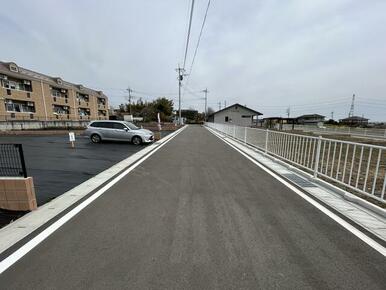 分譲地の北側道路