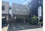 情報提供会社