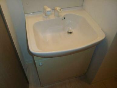 洗髪洗面化粧台