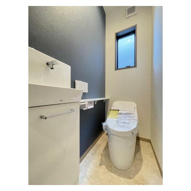 収納で見せないを実現。家族の多い家庭や高齢な方も嬉しい利便性と衛生面◎手洗い付きで快適＾＾