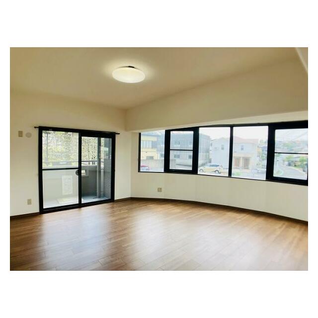 「LDK」約15帖のLD日当たり良好です。