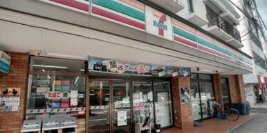 セブン-イレブン 北九大前店