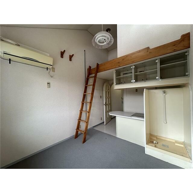 ベルピア浦賀第一２０２　横須賀市浦賀丘３丁目　１Ｒ