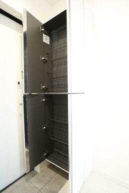 収納 シューズボックス