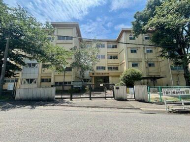 蘇我中学校は徒歩27分の距離です。2025年6月撮影