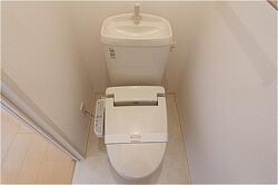 温水洗浄暖房便座のトイレ