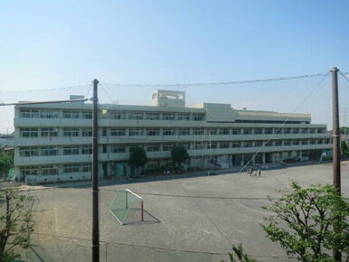 荏田西小学校
