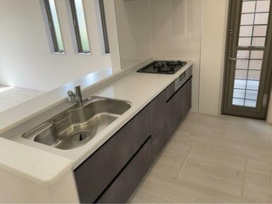 忙しい時はコンロを有効に使って時短料理にトライ（8号棟）