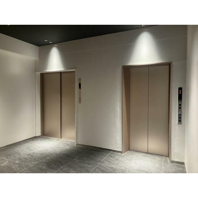 1Fエレベーターホール