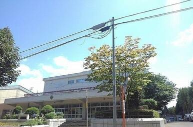平岡中学校