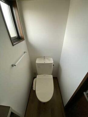 シャワートイレ