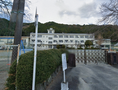 大台町立川添小学校