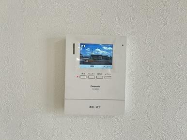 モニターホン新品交換済み