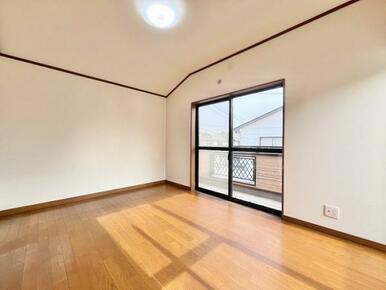 「2階西側洋室」別角度