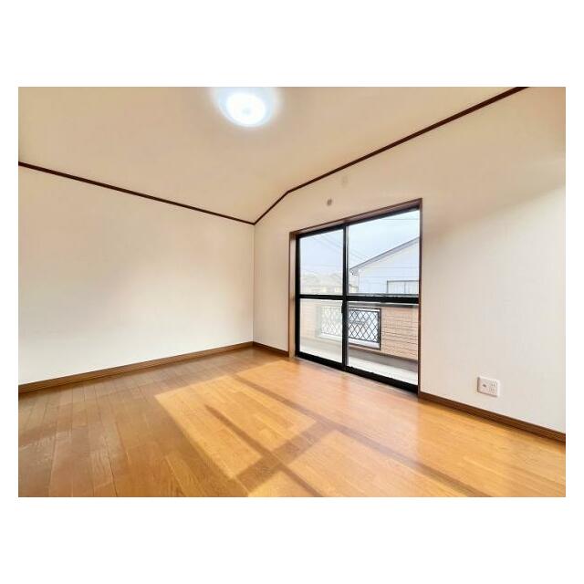 「2階西側洋室」別角度