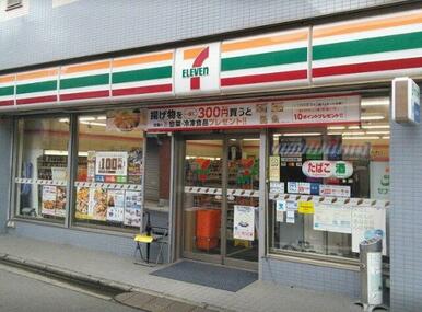 セブンイレブン 苅宿店