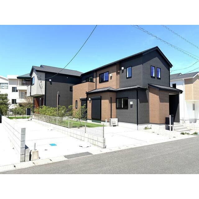 ３号棟　前面道路含む