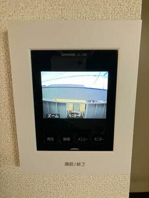 インターホン
