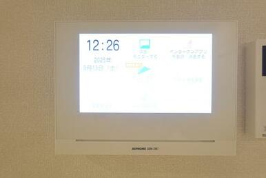 訪問者が一目で分かるＴＶモニタ付インターホンです！