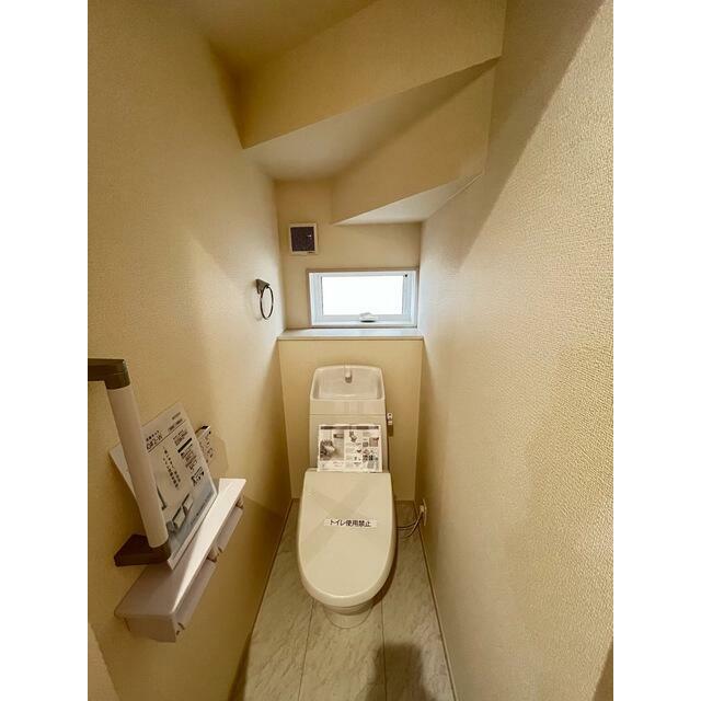 見落としなしで隅々チェック。トイレは家を映す鑑となります。（2号棟）