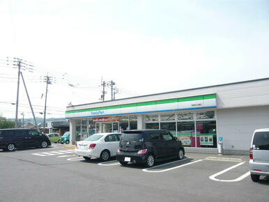 ファミリーマート新居浜土橋店