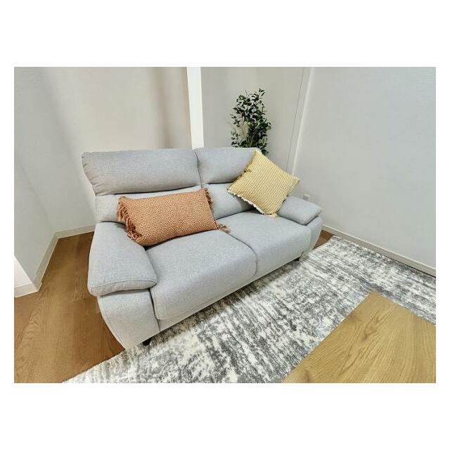 「LDK」二人掛けソファ