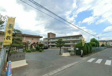 大新小学校