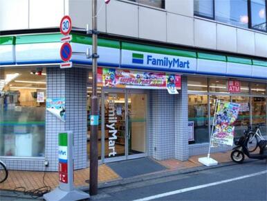 ファミリーマート　亀有北口店