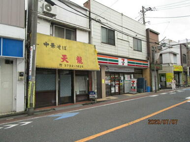 セブンイレブン大田区六郷土手駅前店