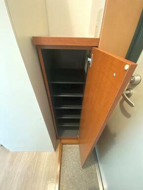 シューズＢＯＸ完備