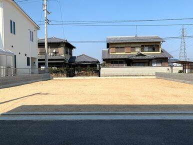 ２号地南正面　【ルーツガーデン十川】