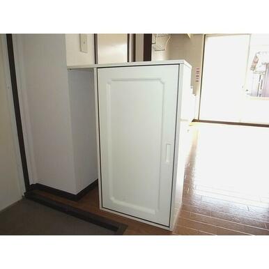 シューズボックス