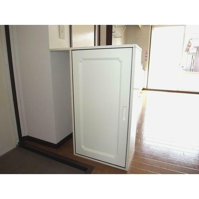 シューズボックス