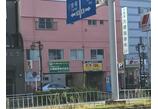 情報提供会社
