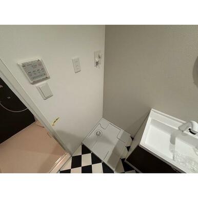 室内洗濯機置場