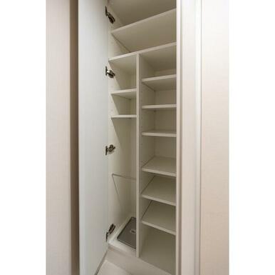 シューズボックス