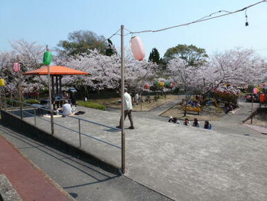 日峰公園